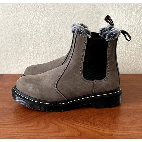 Dr. Martens 2976 Leonore Fur Lined Chelsea Boots - Taupe, Size 6 - Picture 2 of 4